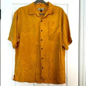 Tommy Bahama Mens Medium 100% Silk Short Sleeve Hawaiian Button Down Shirt